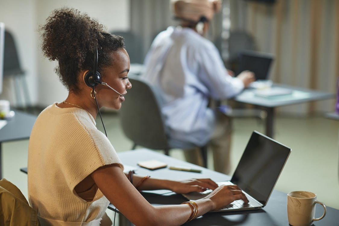 Do Toll-Free Numbers Improve Organic Conversions?