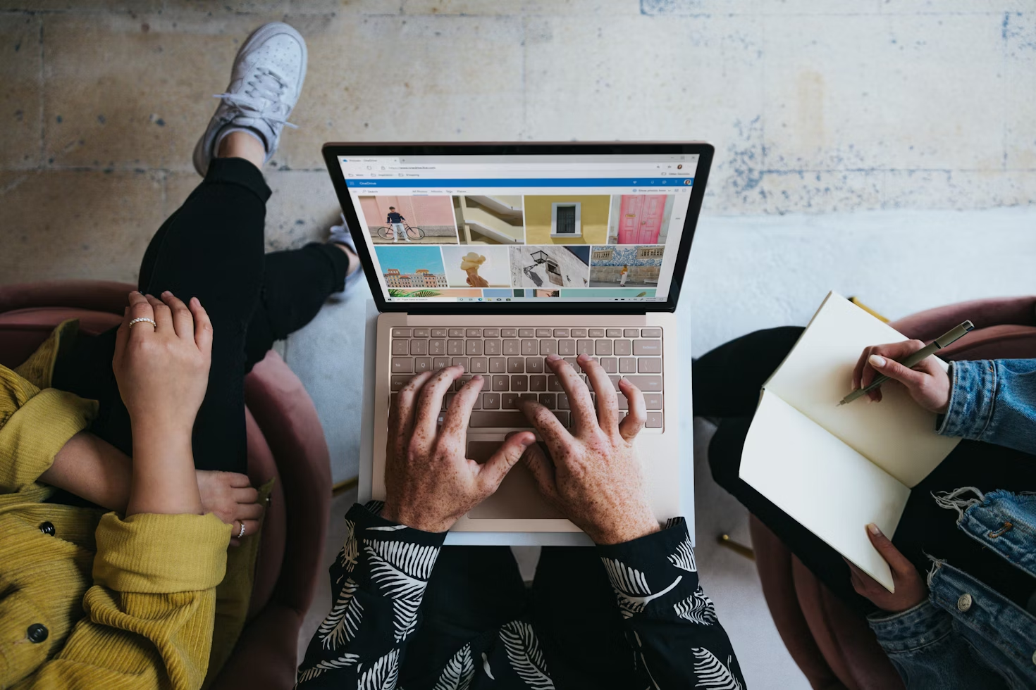 Stop Wasting Time: The Secret to High-ROI Marketing Meetings