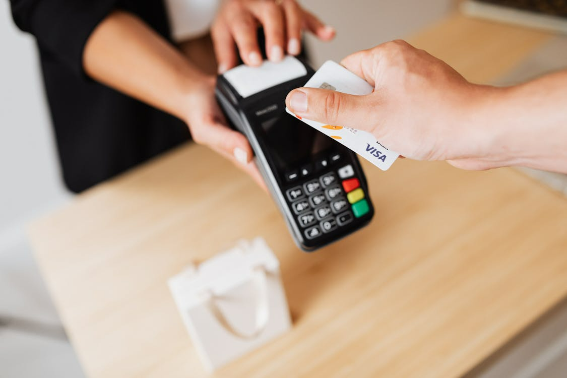 The Right Payment Infrastructure To Scale Your SEO Business Faster