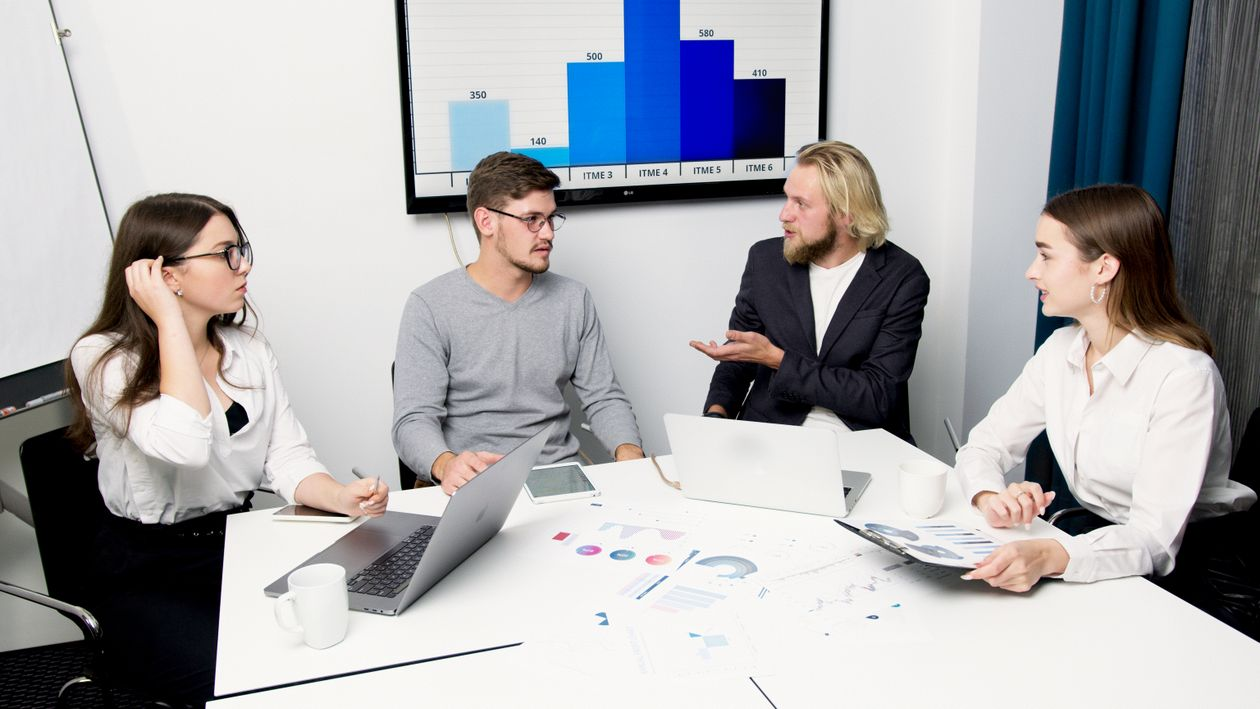 Why Offline Touchpoints Still Matter for SEO Agency Branding and Client Acquisition