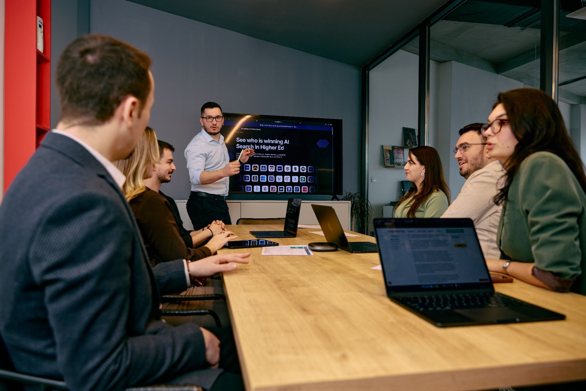5 Best AI Visibility Agencies for Universities in the AI Search Era