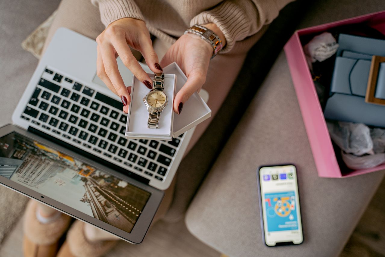 Trust Signals That Influence High-Value Online Purchases